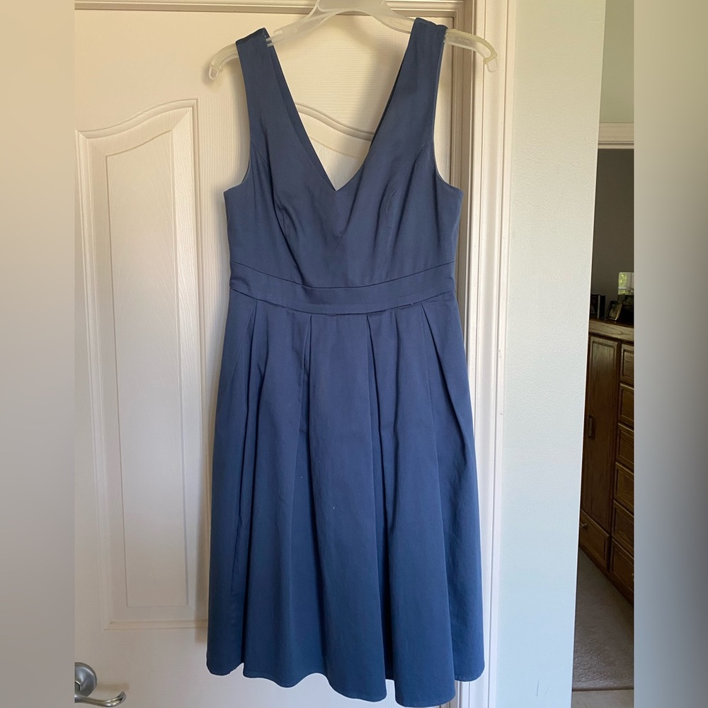 Chic Sleeveless Blue Midi Dress